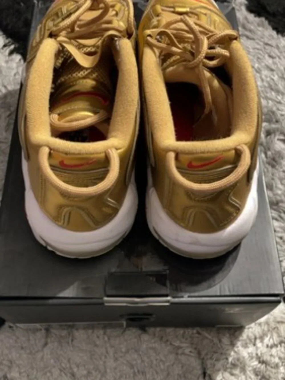 Nike Air More Uptempo x Supreme Metallic Gold 2017 902290-700 Size 8.5